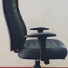 Cadeira Presidente Iron Gamer Viena Cinza Com Braço Gatilho Digitador Com Regulagem