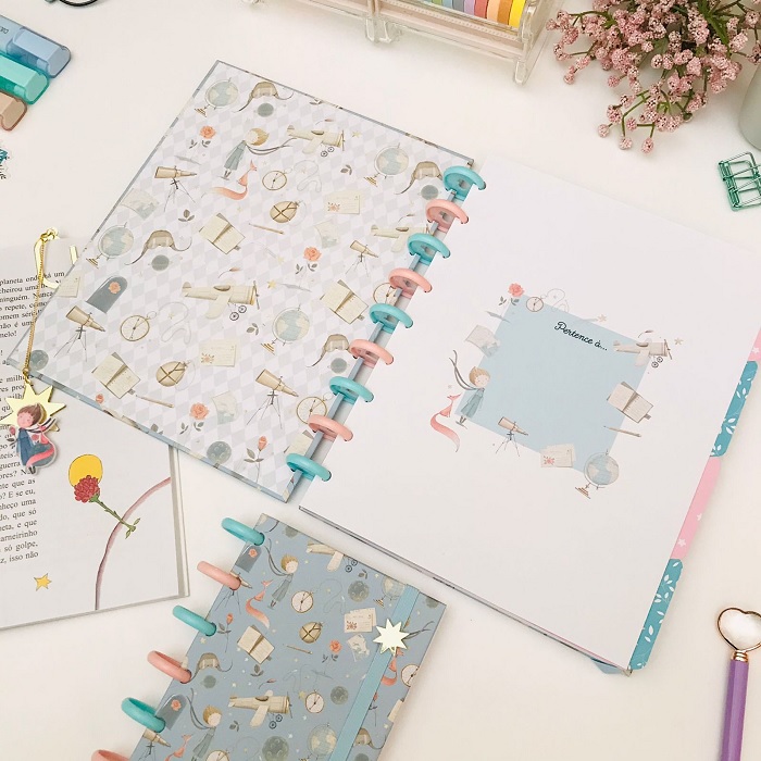 Caderno De Disco Inteligente Buendia A5 Pequeno Príncipe Azul Serenity 80 Folhas PCD7349