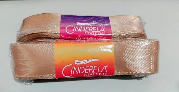 Fita Presente Cetim Cinderela Chocolate 026 15mm N°3 Rolo 10 Metros